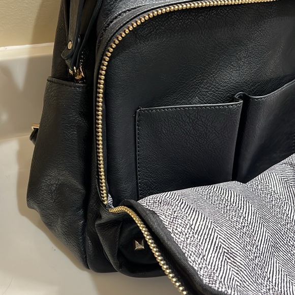 Black Faux Leather Full Size Madison West Back Pack - Picture 3 of 6